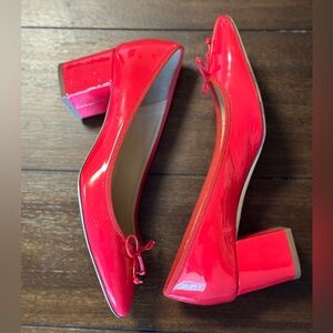 Red patent block heel pumps, size 9